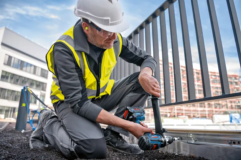 Bosch GSB 18V-150 C Heavy Duty BITURBO Cordless Impact Drill, Brushless Motor, 150 Nm, 13 mm, Metal Gearbox, 2,200 rpm 3
