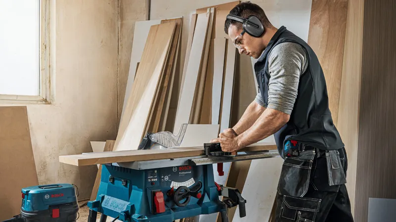 Bosch Professional  GTS 254 Table Saw  4