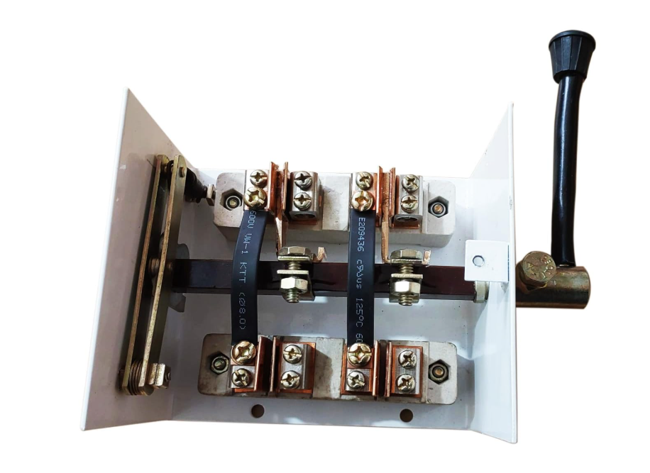 SELVO 63A Double Pole Changeover Switch | LT Type Manual Transfer Switch | Main to Generator/Inverter Switch | Heavy Duty 2 Pole Power Switch for Home & Industrial Use 2