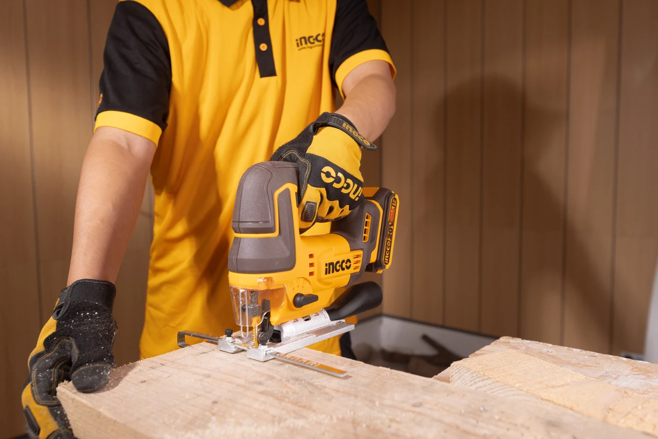 Ingco 110mm 20V Cordless Jigsaw Machine With 5 Pcs Blades, 3000 RPM(CJSLI1008) 2
