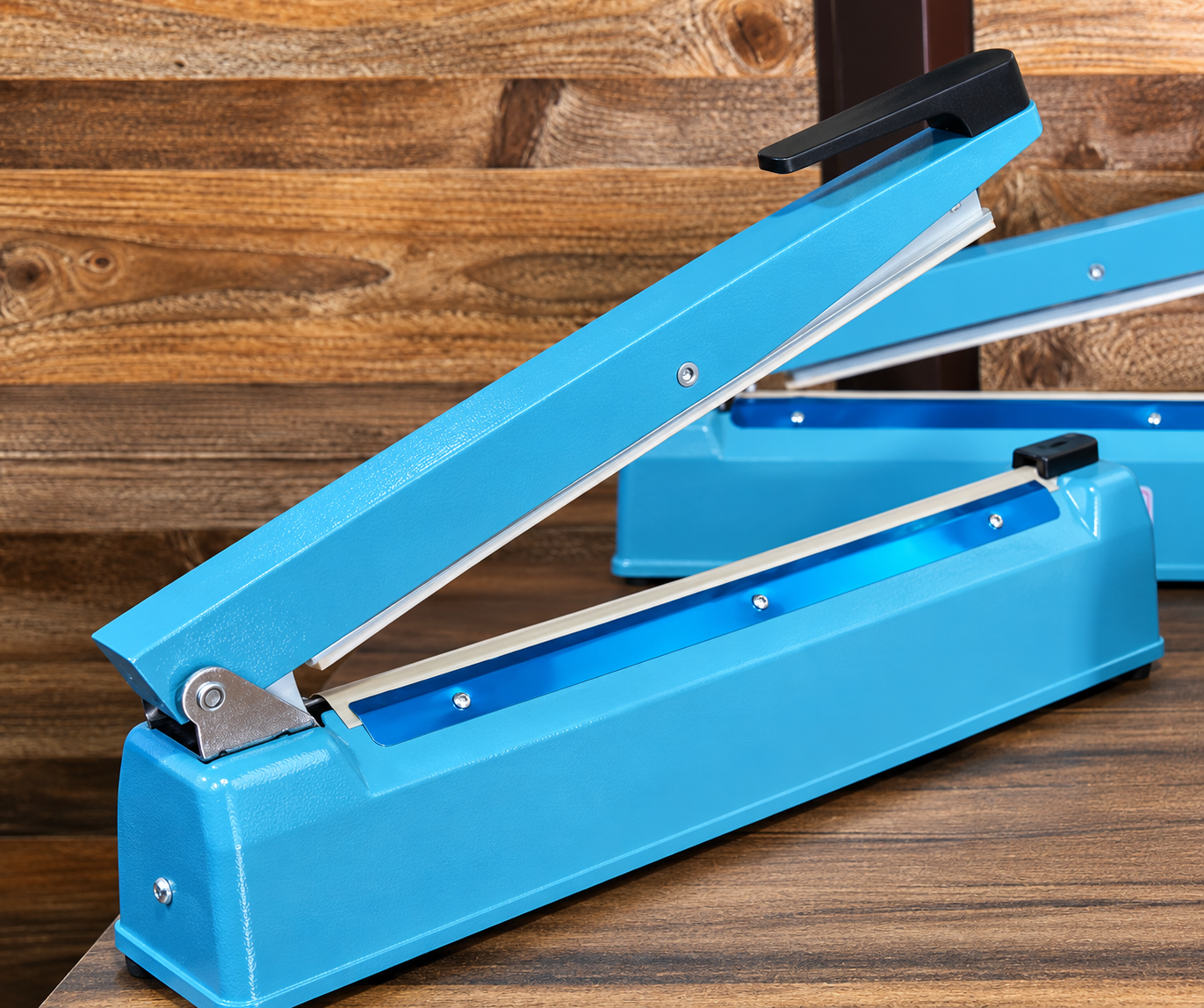 16 Inch Hand Sealer Machine - 825W  3