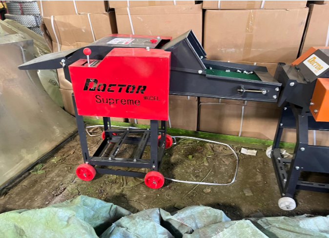 Supreme Chaff Cutter/Heavy Duty Mini Chaff Cutter/Grass Cutter 1800-2200 Kg/hr SINGLE PHASE 4